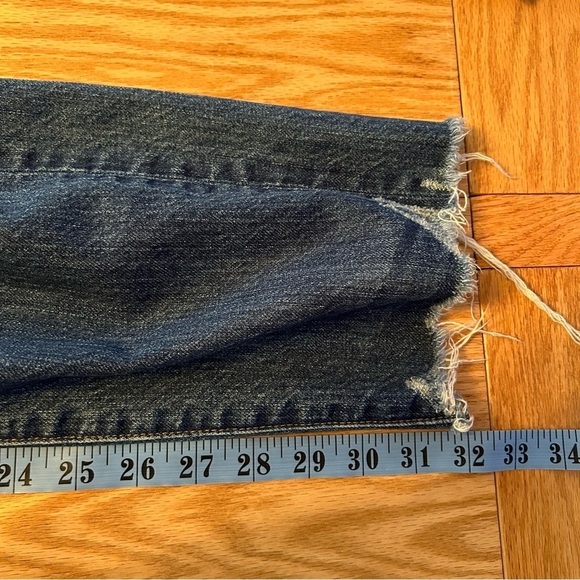 Madewell The Perfect Summer Jeans Destructed Edition 27 - Picture 14 of 14